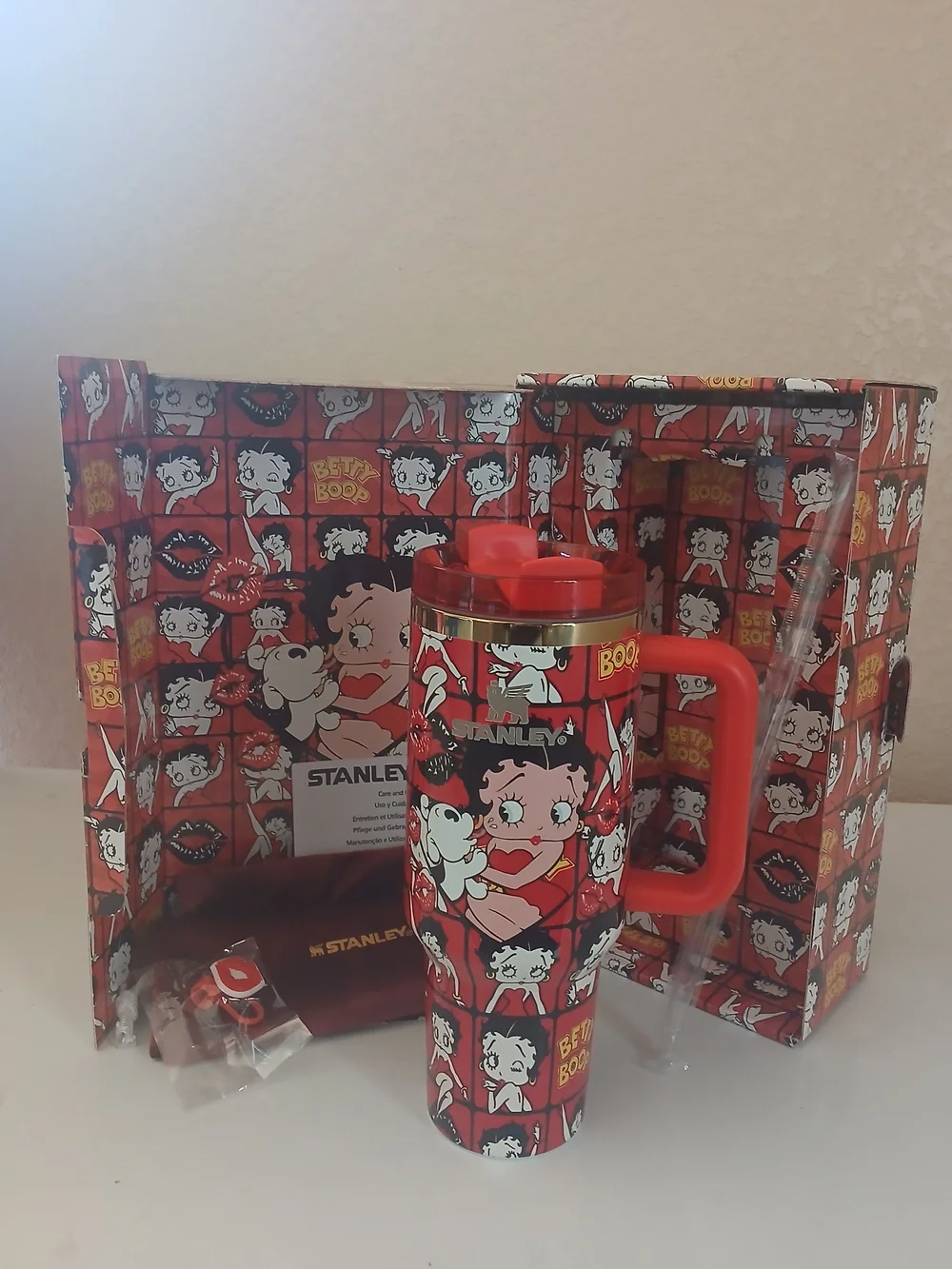 Stanley Betty Boop Red Insulated Travel Mug - Picture 1 of 2